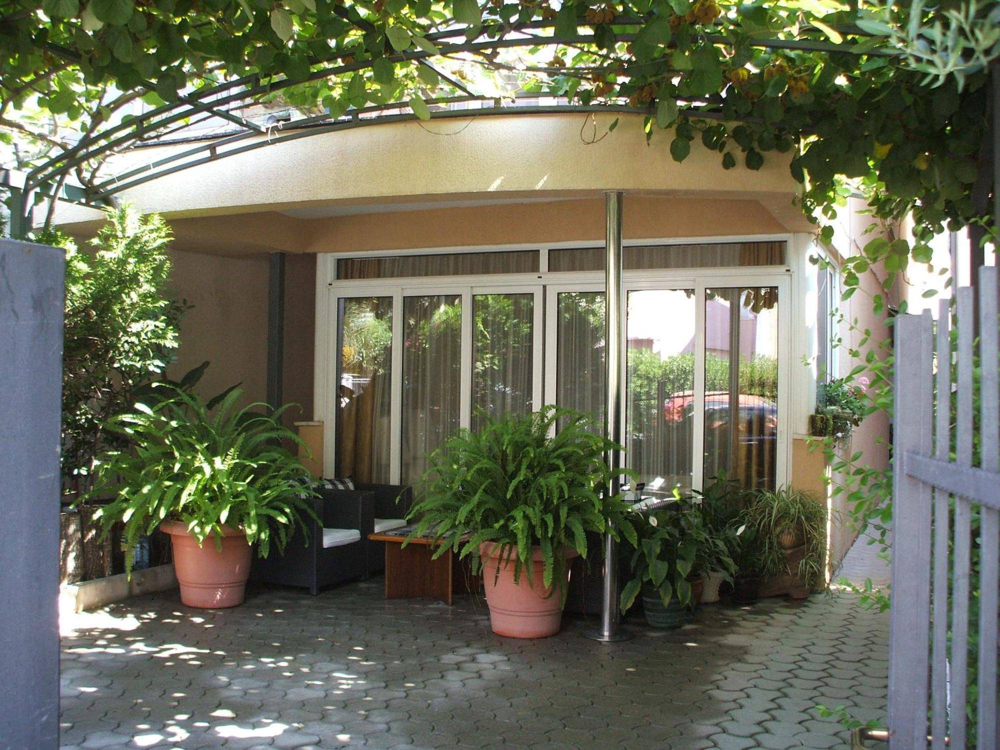 Egon Apartments Budva Bagian luar foto